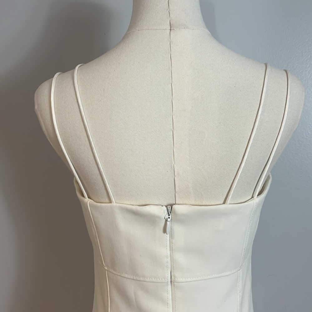 Cinq à Sept Salina Jolie Flounce Hem Sheath Dress - Picture 11 of 17
